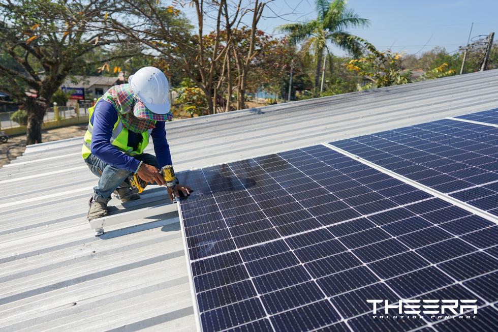 โครงการส่งมอบโรงไฟฟ้าพลังสะอาดให้กับโรงพยาบาลในพื้นที่ห่างไกล