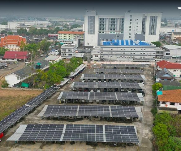 โรงพยาบาลหริภุญชัย จ.ลำพูน ก้าวสู่ยุคพลังงานสะอาด ติดตั้งโซลาร์เซลล์ 1 MW โดย ธีระ โซลูชั่นฯ